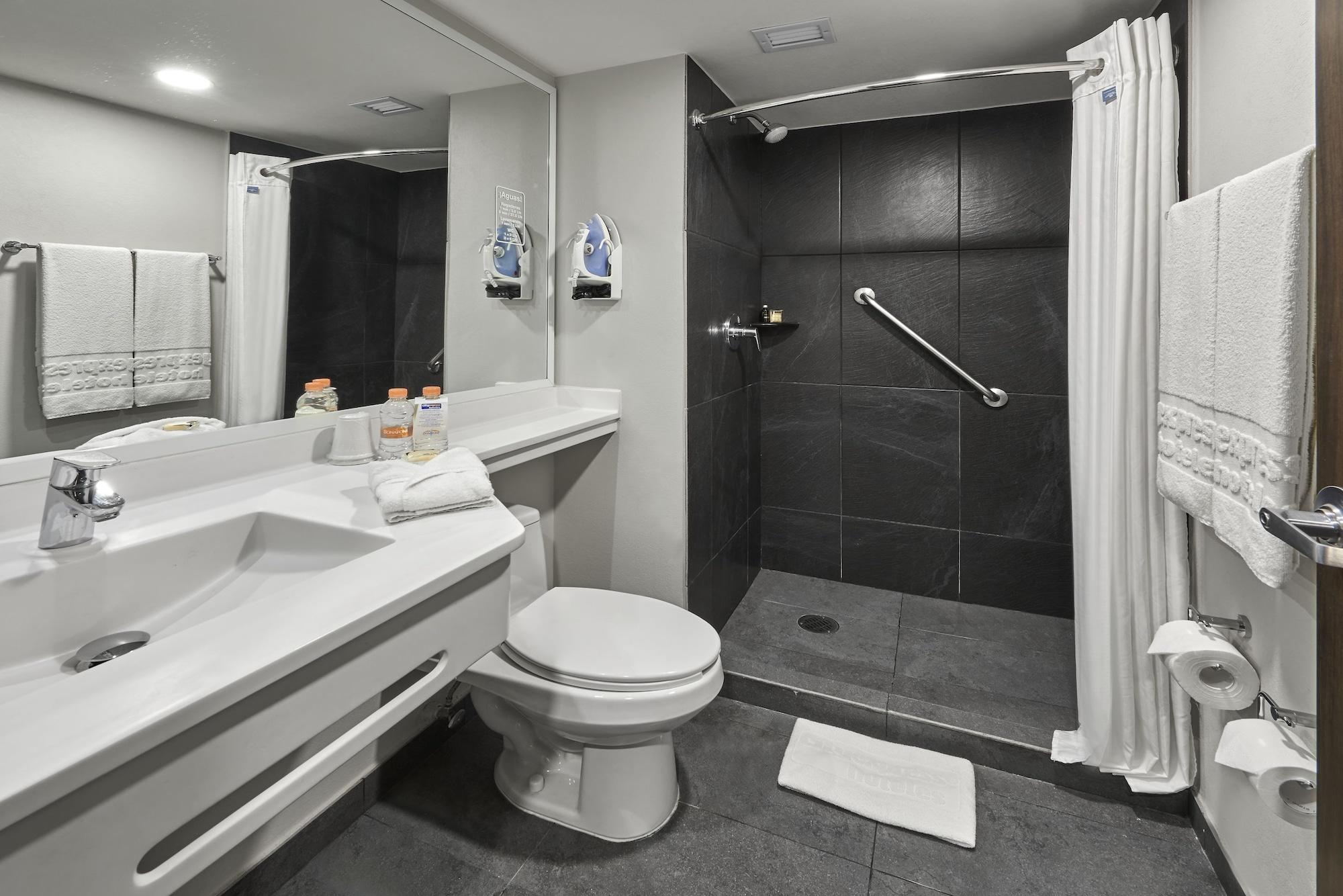 City Express By Marriott Piedras Negras Esterno foto