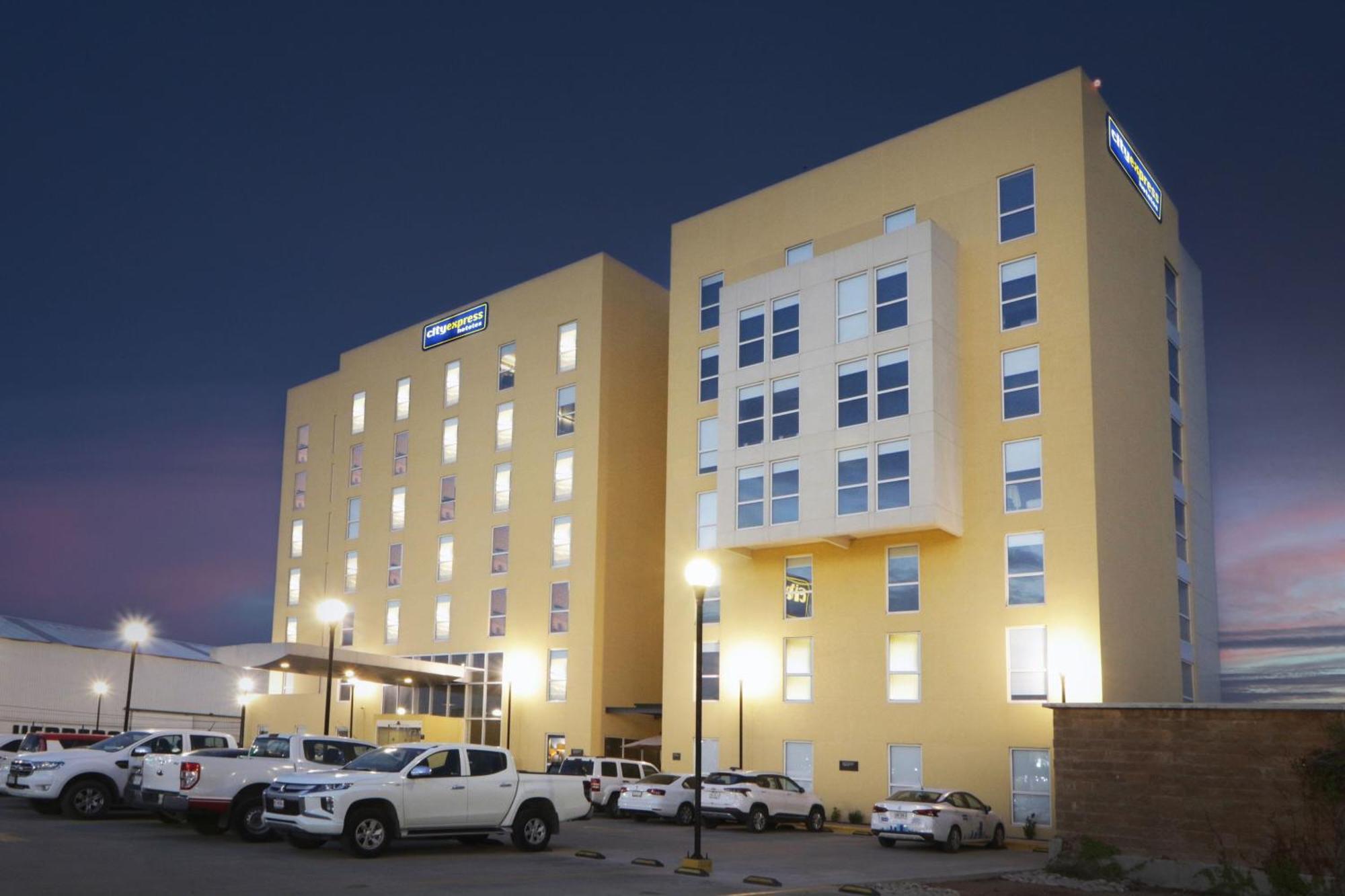 City Express By Marriott Piedras Negras Esterno foto